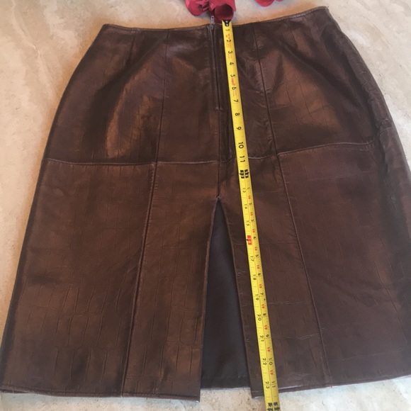 Elements by vakko Leather pressed croc, skirt - Picture 5 of 14